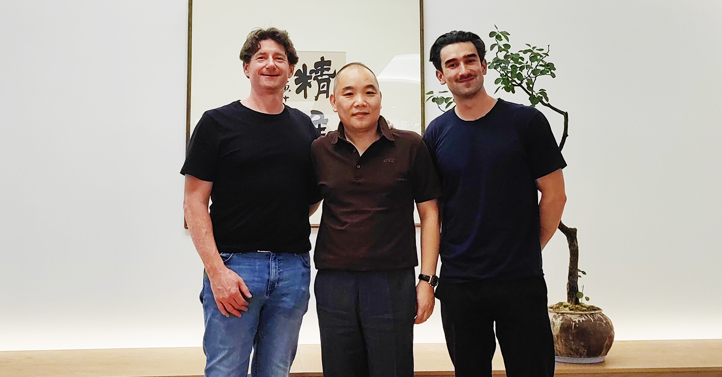 热烈欢迎新西兰客户来我厂参观 - DAEYOO