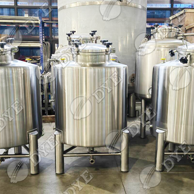  304/316L 不锈钢储罐 啤酒酿造设备 100-20000L