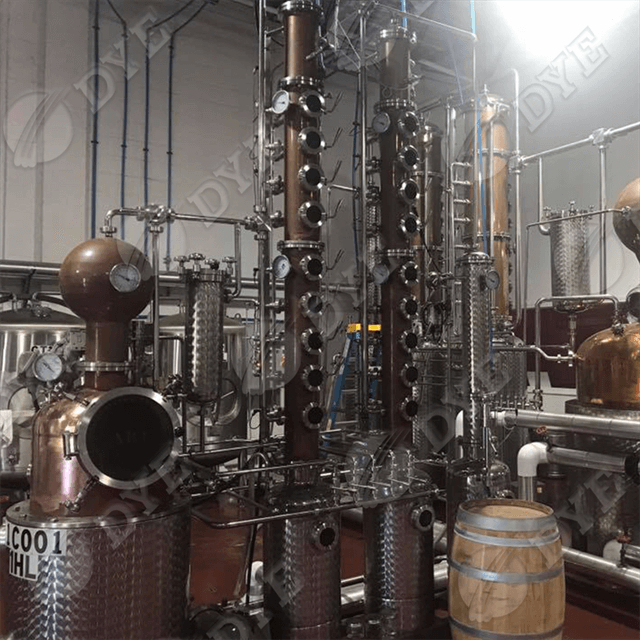 多功能威士忌蒸馏设备 塔式蒸馏器洋酒生产设备